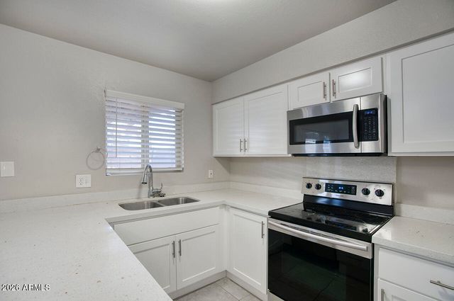 1042 S MARIANA Street 4, Tempe, AZ 85281