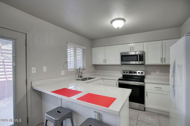1042 S MARIANA Street 4, Tempe, AZ 85281