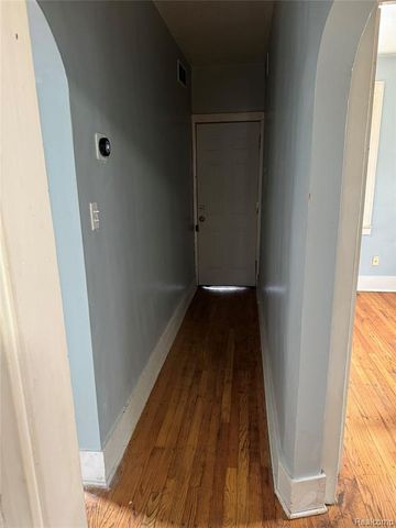 207 Summit Street, River Rouge, MI 48218