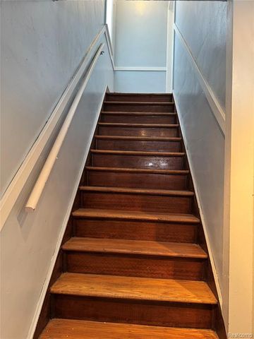 207 Summit Street, River Rouge, MI 48218