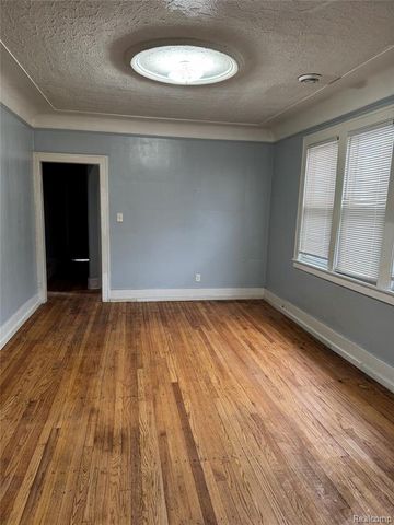 207 Summit Street, River Rouge, MI 48218