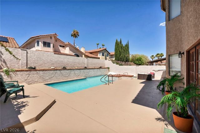9008 Pebble Shore Court, Las Vegas, NV 89117