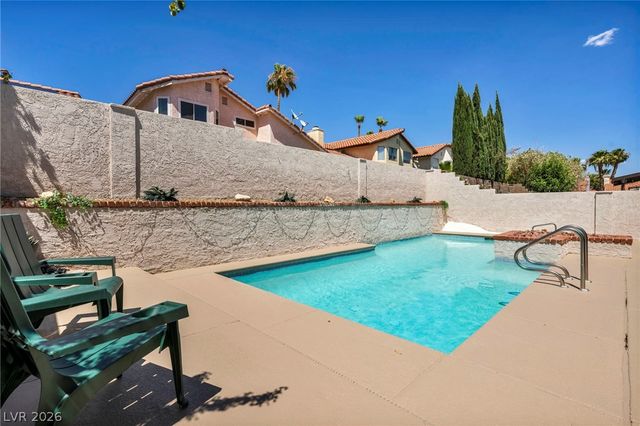 9008 Pebble Shore Court, Las Vegas, NV 89117