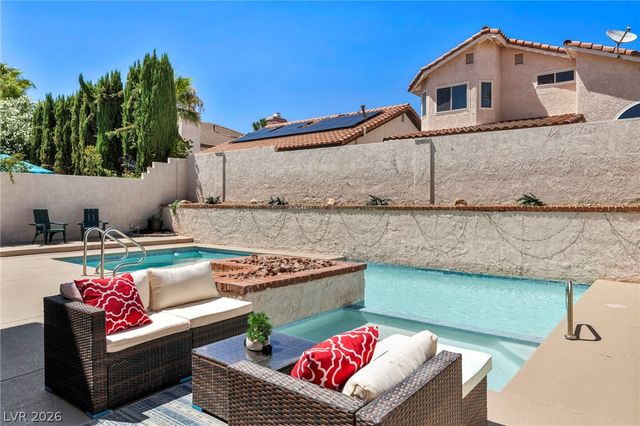 9008 Pebble Shore Court, Las Vegas, NV 89117