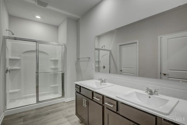 67 Snapdragon Drive, Amelia, OH 45102