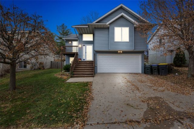 1206 Emily Court, Iowa City, IA 52246