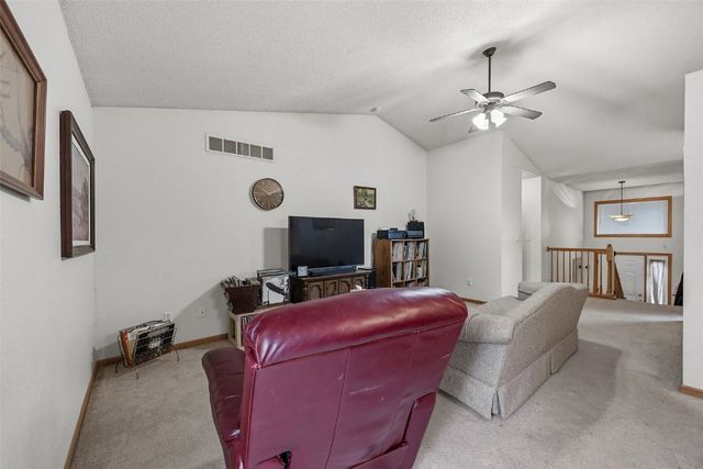 1206 Emily Court, Iowa City, IA 52246