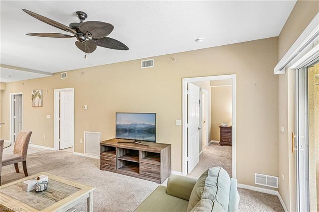 9185 Celeste DR 1-103, Naples, FL 34113