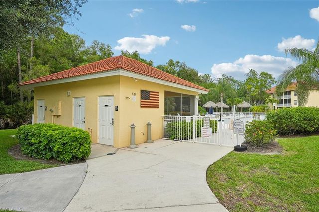 9185 Celeste DR 1-103, Naples, FL 34113