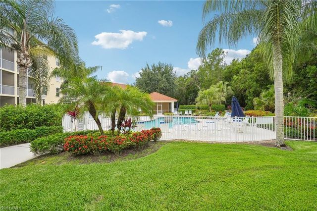 9185 Celeste DR 1-103, Naples, FL 34113