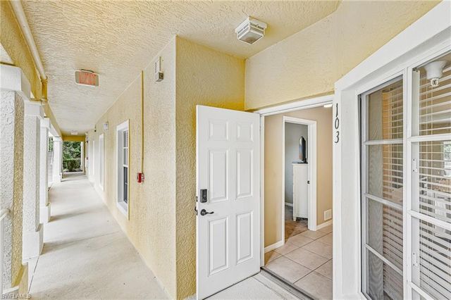 9185 Celeste DR 1-103, Naples, FL 34113