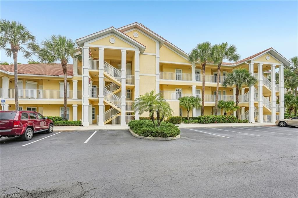 9185 Celeste DR 1-103, NAPLES, FL 34113 — photo 2