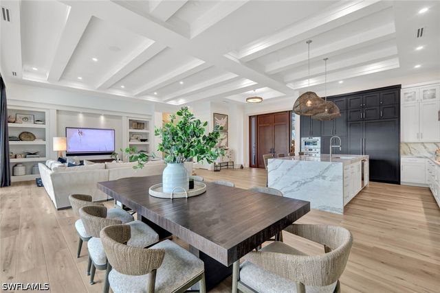 701 Plantation CT, Marco Island, FL 34145