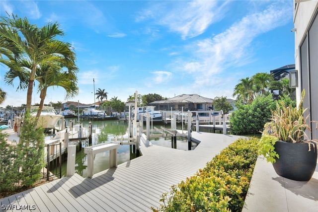 701 Plantation CT, Marco Island, FL 34145
