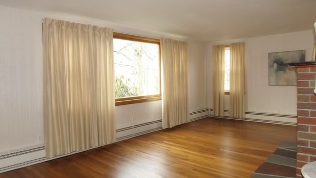 48 Ernest Ave, Worcester, MA 01604