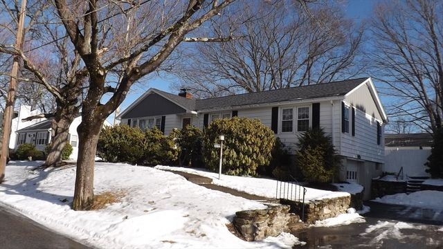 48 Ernest Ave, Worcester, MA 01604