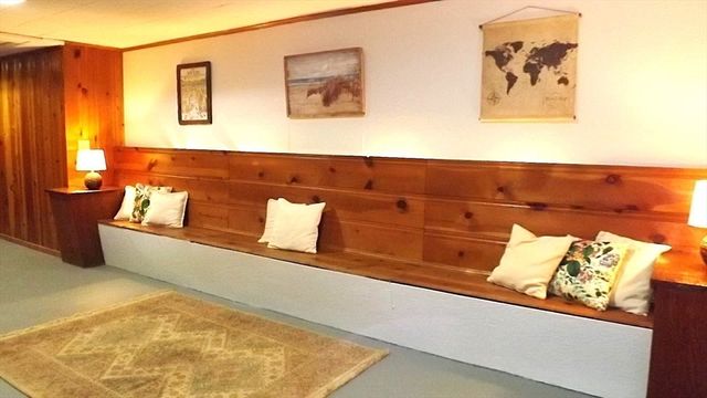 48 Ernest Ave, Worcester, MA 01604