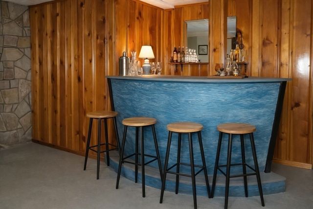 48 Ernest Ave, Worcester, MA 01604