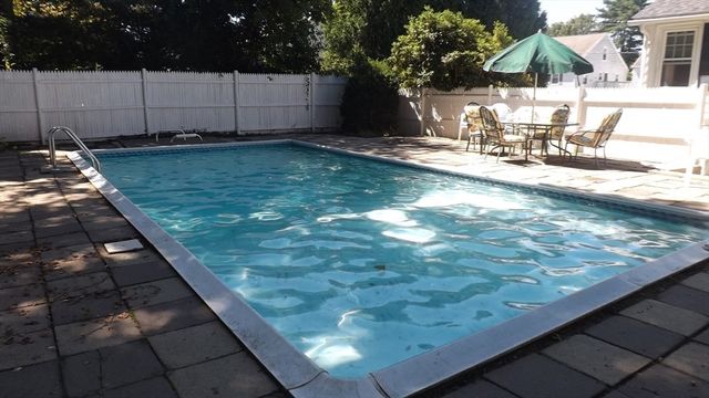 48 Ernest Ave, Worcester, MA 01604