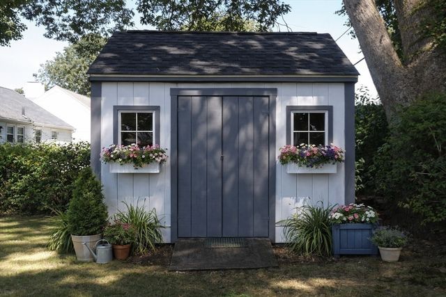 48 Ernest Ave, Worcester, MA 01604