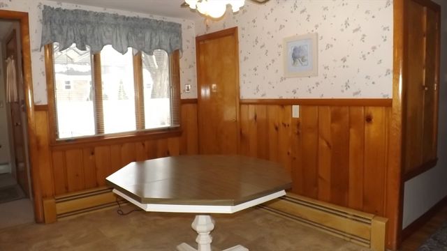 48 Ernest Ave, Worcester, MA 01604