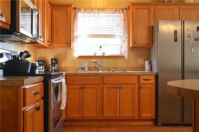 1065 BERNARD RESORT Parkway, Marksville, LA 71351
