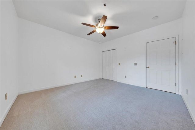 3040 McVitty Forest Dr Apt 211, Roanoke, VA 24018