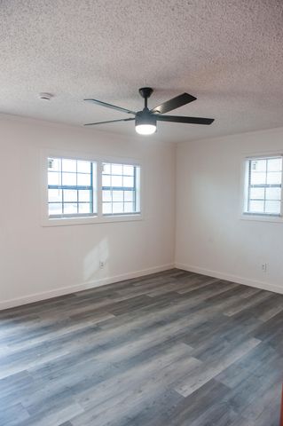 317 76th Street, Lubbock, TX 79404