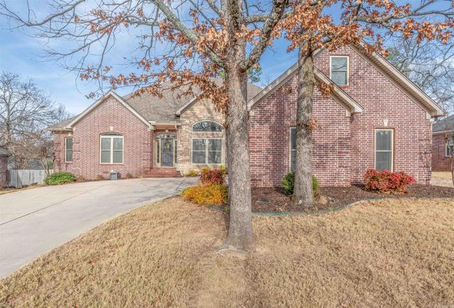40 Sugarloaf Loop, Maumelle, AR 72113