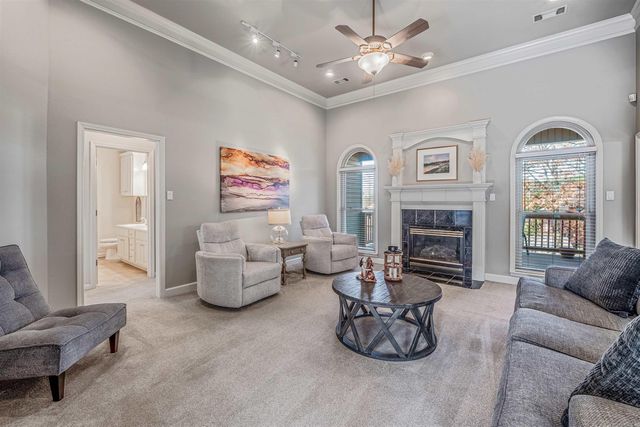 40 Sugarloaf Loop, Maumelle, AR 72113