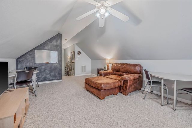 40 Sugarloaf Loop, Maumelle, AR 72113