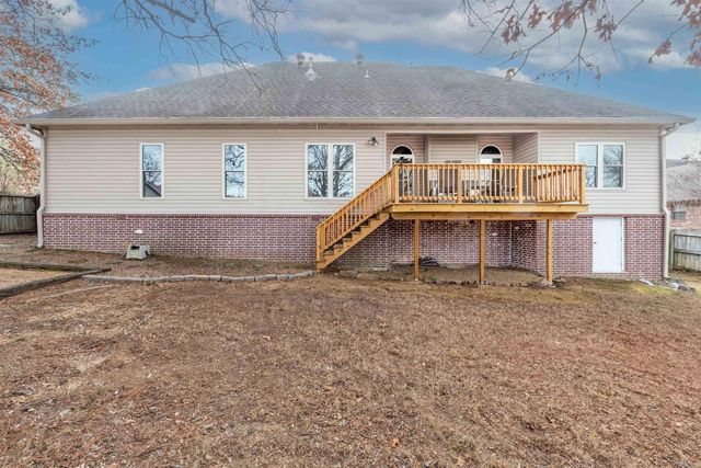 40 Sugarloaf Loop, Maumelle, AR 72113