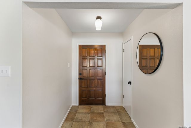 2630 Pebble Dawn, San Antonio, TX 78232