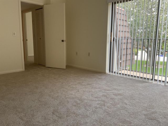 1231 12th Court, Jupiter, FL 33477