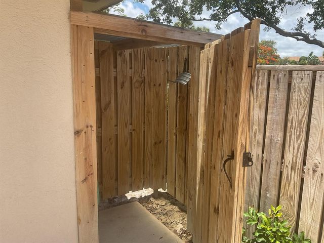 1231 12th Court, Jupiter, FL 33477