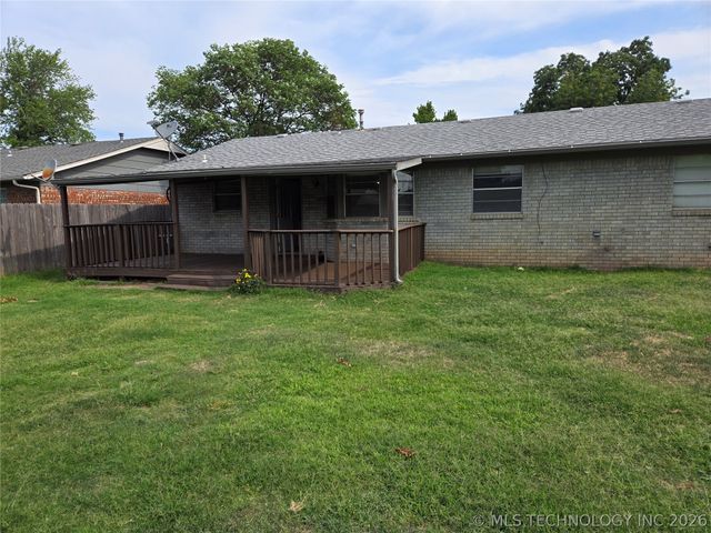 228 E J. Street, Jenks, OK 74037