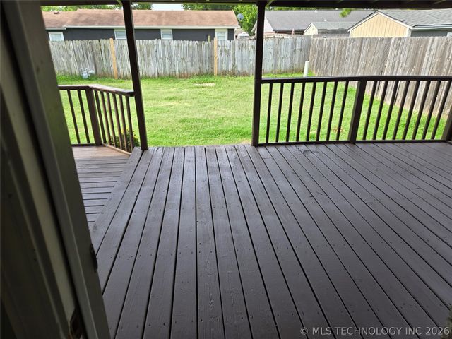 228 E J. Street, Jenks, OK 74037