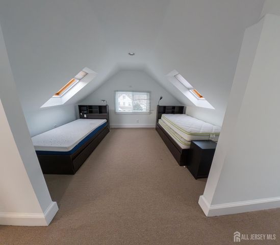 15 Sedgwick Street, Jamesburg, NJ 08831