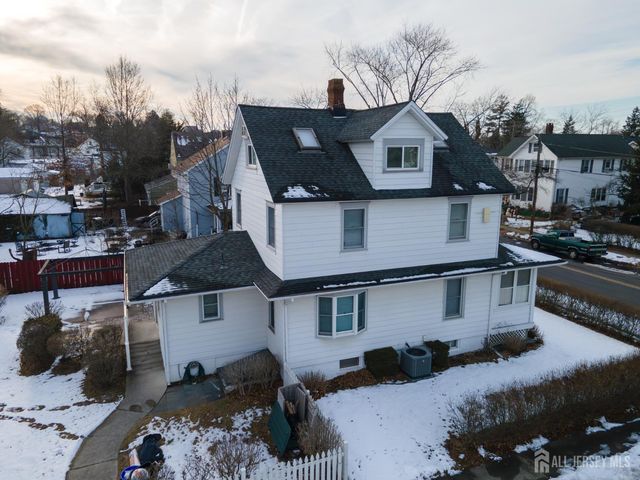 15 Sedgwick Street, Jamesburg, NJ 08831