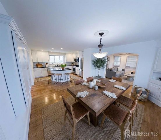 15 Sedgwick Street, Jamesburg, NJ 08831