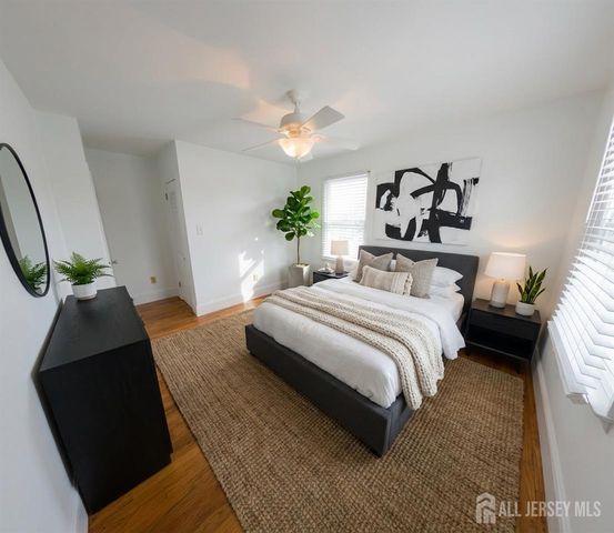 15 Sedgwick Street, Jamesburg, NJ 08831