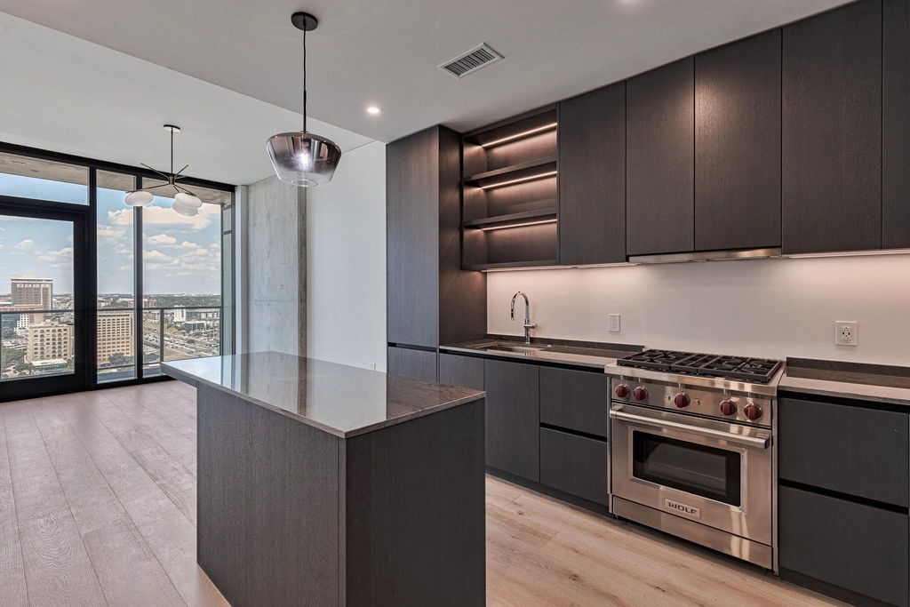 610 Davis ST 2311, Austin, TX 78701