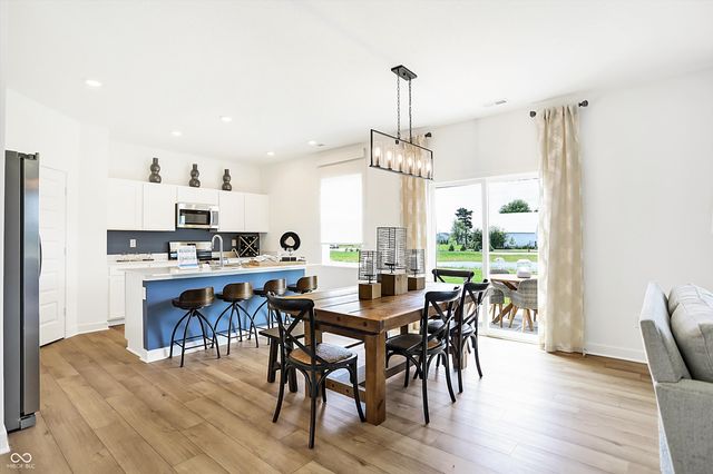 1646 Woods Edge Drive, Greenwood, IN 46143