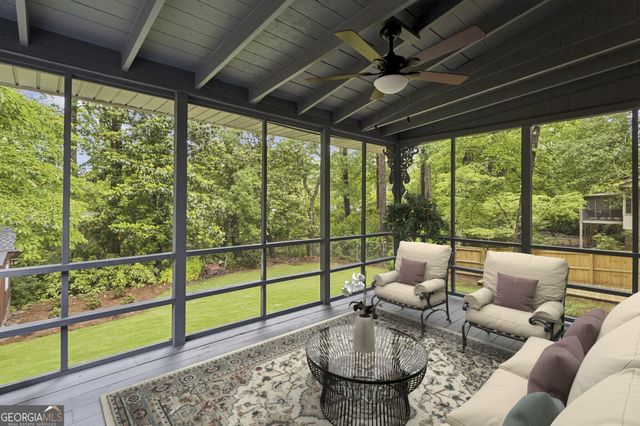 2761 Sagamore Hill Drive SE, Marietta, GA 30067