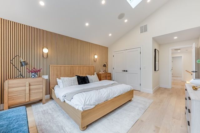 863 Main Street, Reading, MA 01867