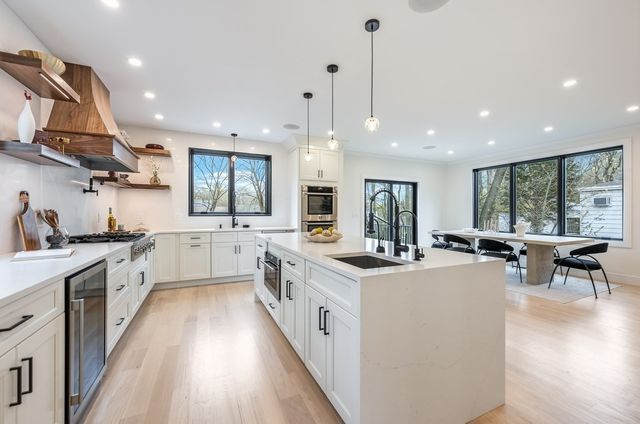863 Main Street, Reading, MA 01867