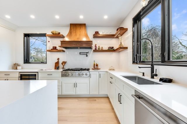863 Main Street, Reading, MA 01867