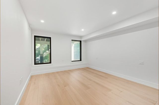 863 Main Street, Reading, MA 01867