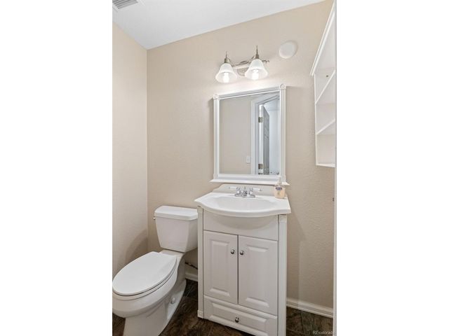 4883 Apollo Bay Dr, Highlands Ranch, CO 80130