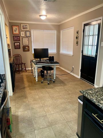 4514 Shaun Drive, Pasadena, TX 77504
